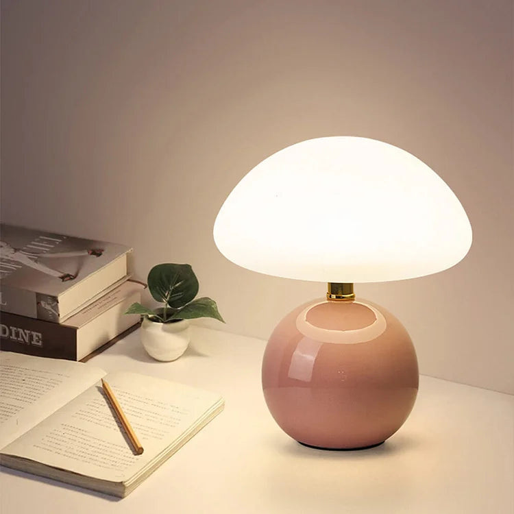 Mushroom Shade Table Lamp