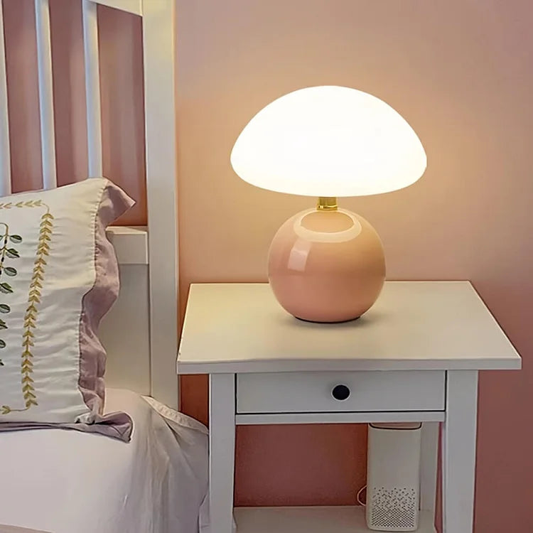 Mushroom Shade Table Lamp