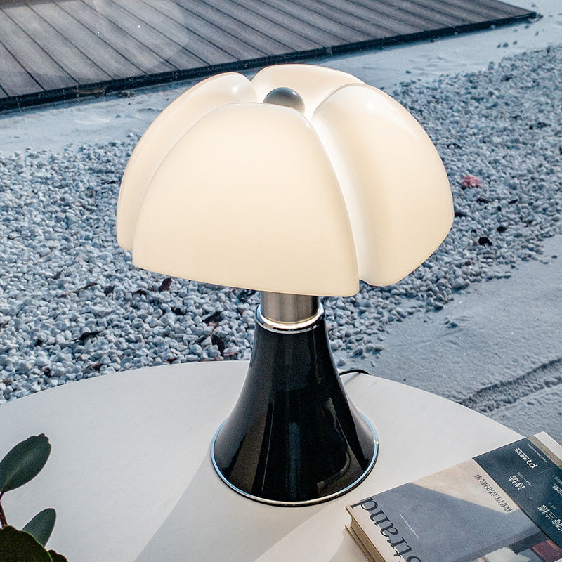 Petal Shade Table Lamp