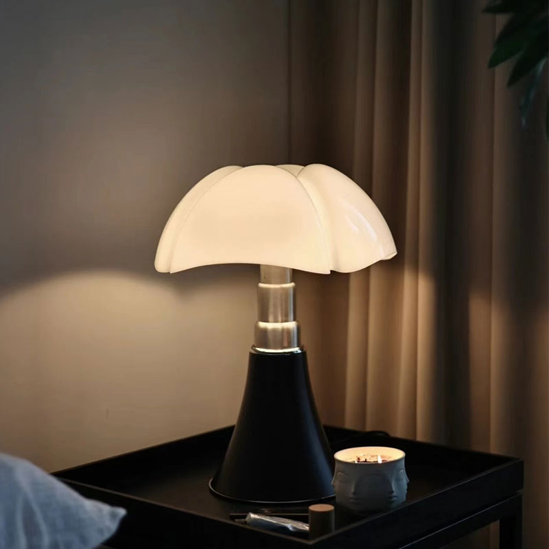 Petal Shade Table Lamp