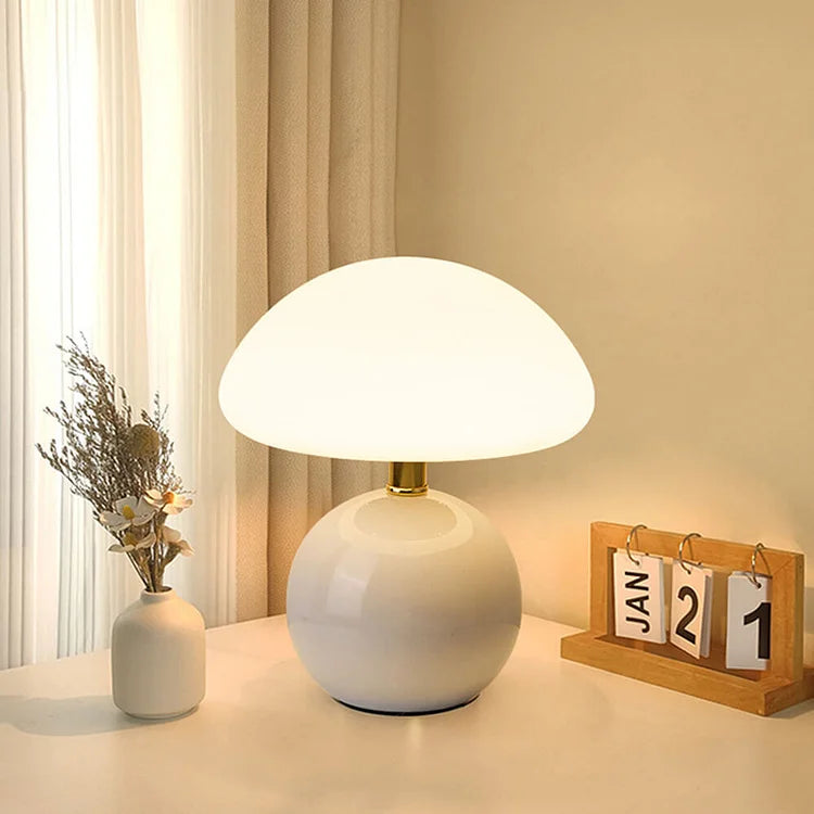 Mushroom Shade Table Lamp